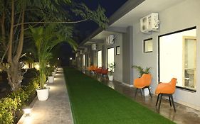 Trisaa Resort & Banquets